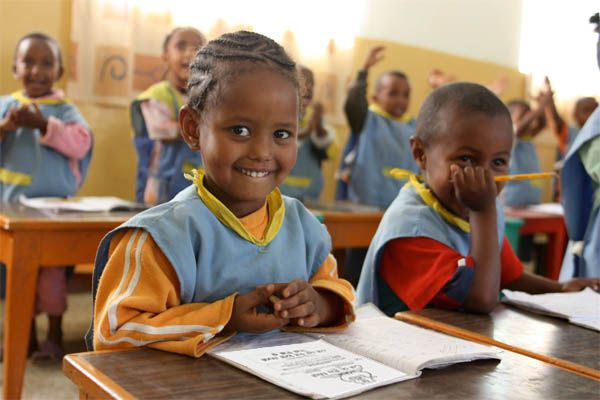 Masa Pendidikan di Afrika, Tantangan dan Persepsi Waktu